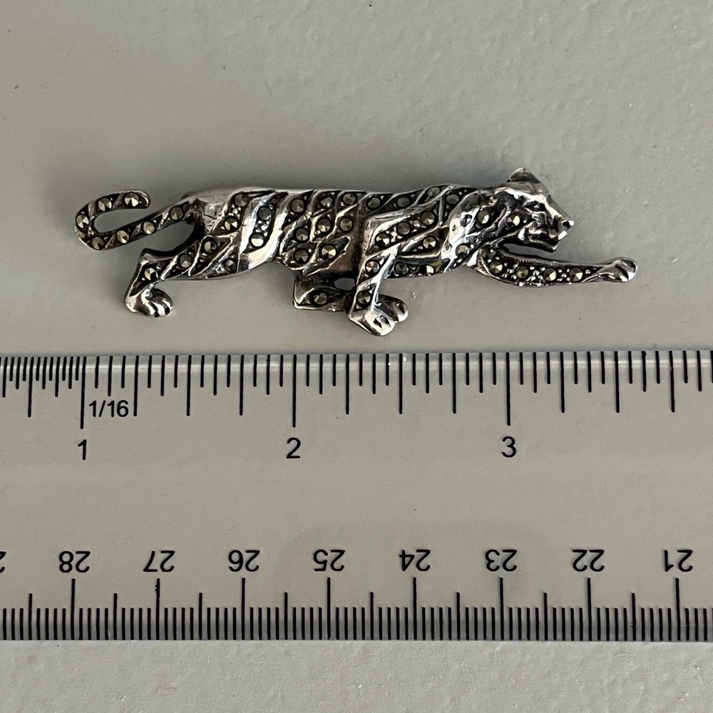 925 PANTHER LEOPARD EXQUISITE Marcasite Sterling Silver Signed Brooch Pin Gift - Picture 3 of 17